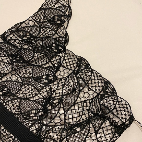 THREE FLOOR elegant beautiful asymmetric pleated lace dress, BN without Tag - Picture 4 of 9